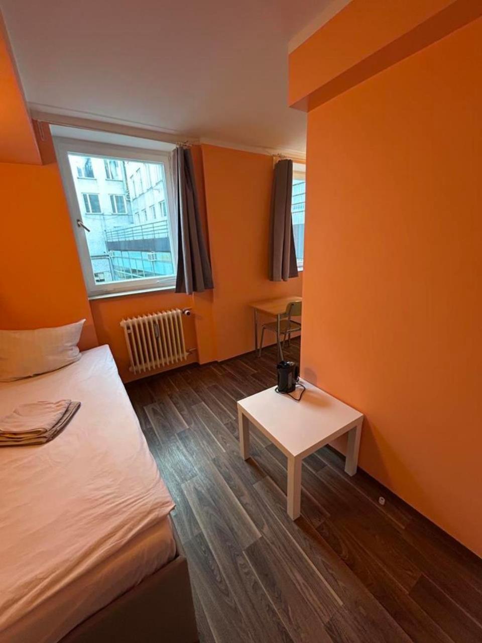 Apartment Budget Station Aparthostel Sen 14 *