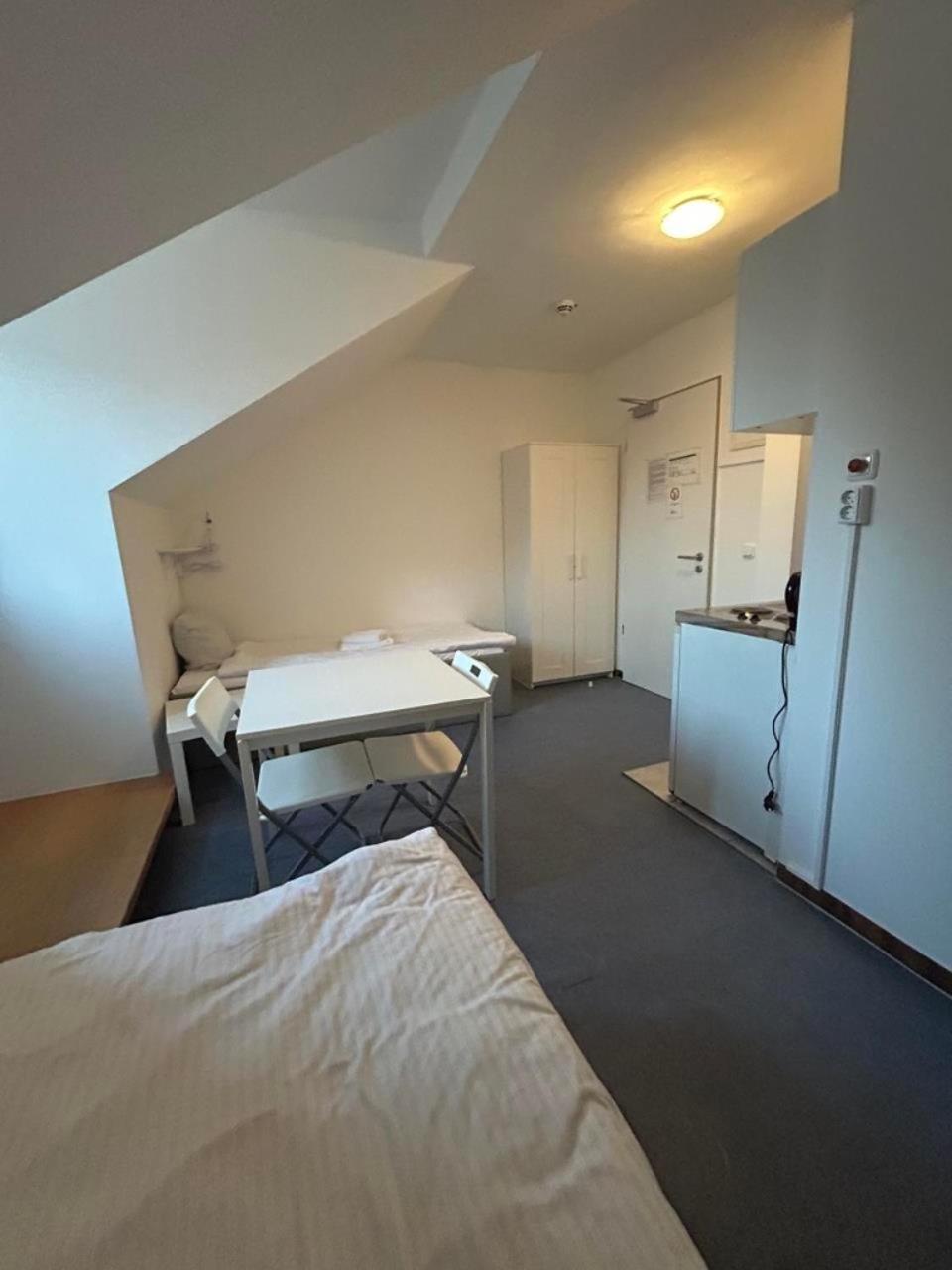 Budget Station Aparthostel Sen 14 Apartment