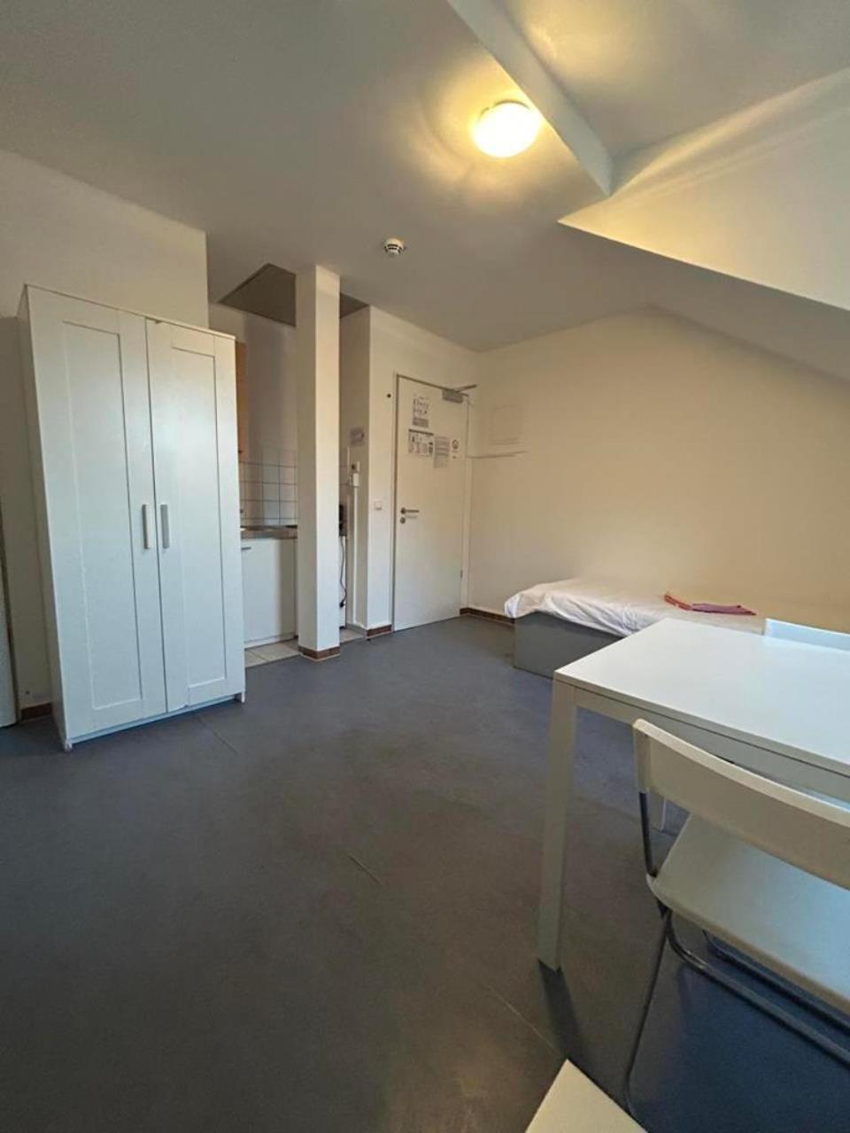 Apartment Budget Station Aparthostel Sen 14