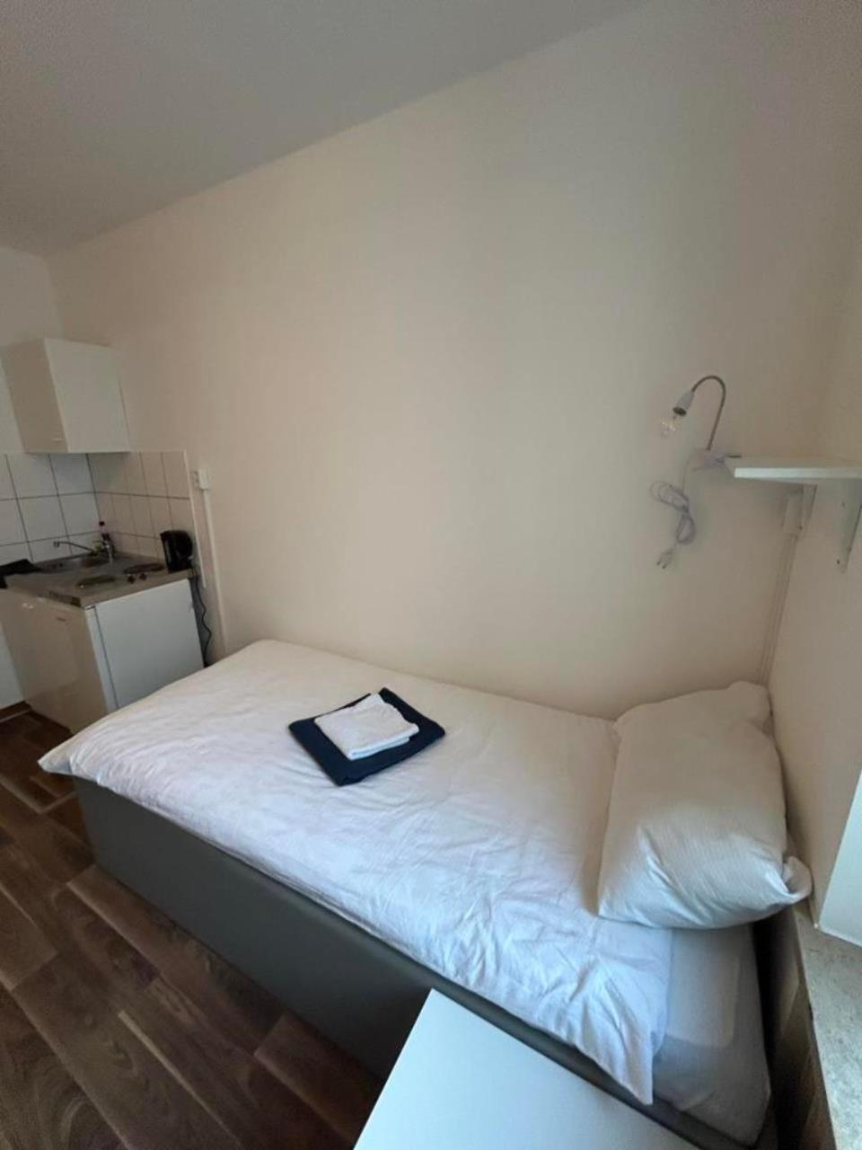 Budget Station Aparthostel Sen 14 Apartment