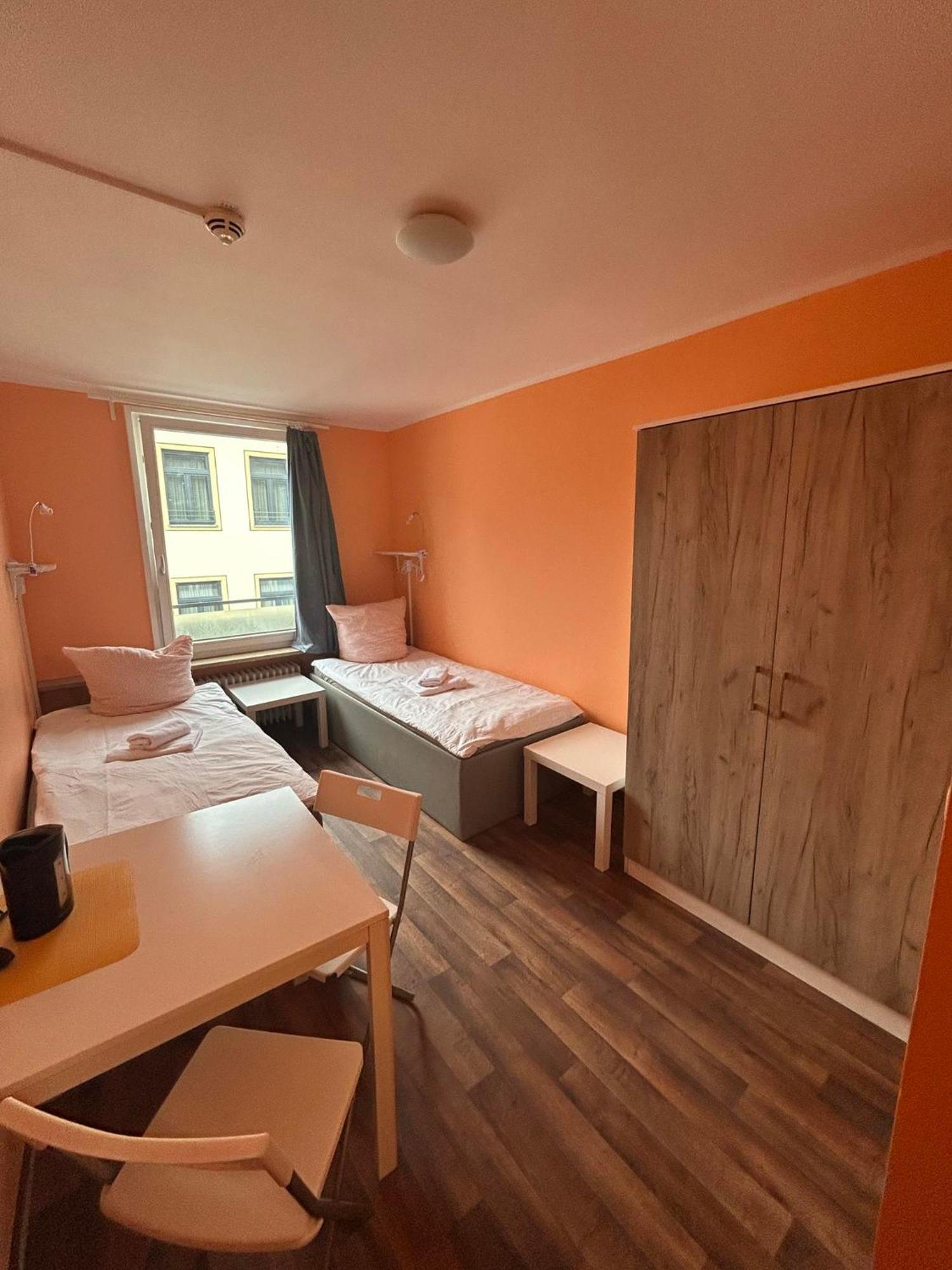 Budget Station Aparthostel Sen 14 Apartment *