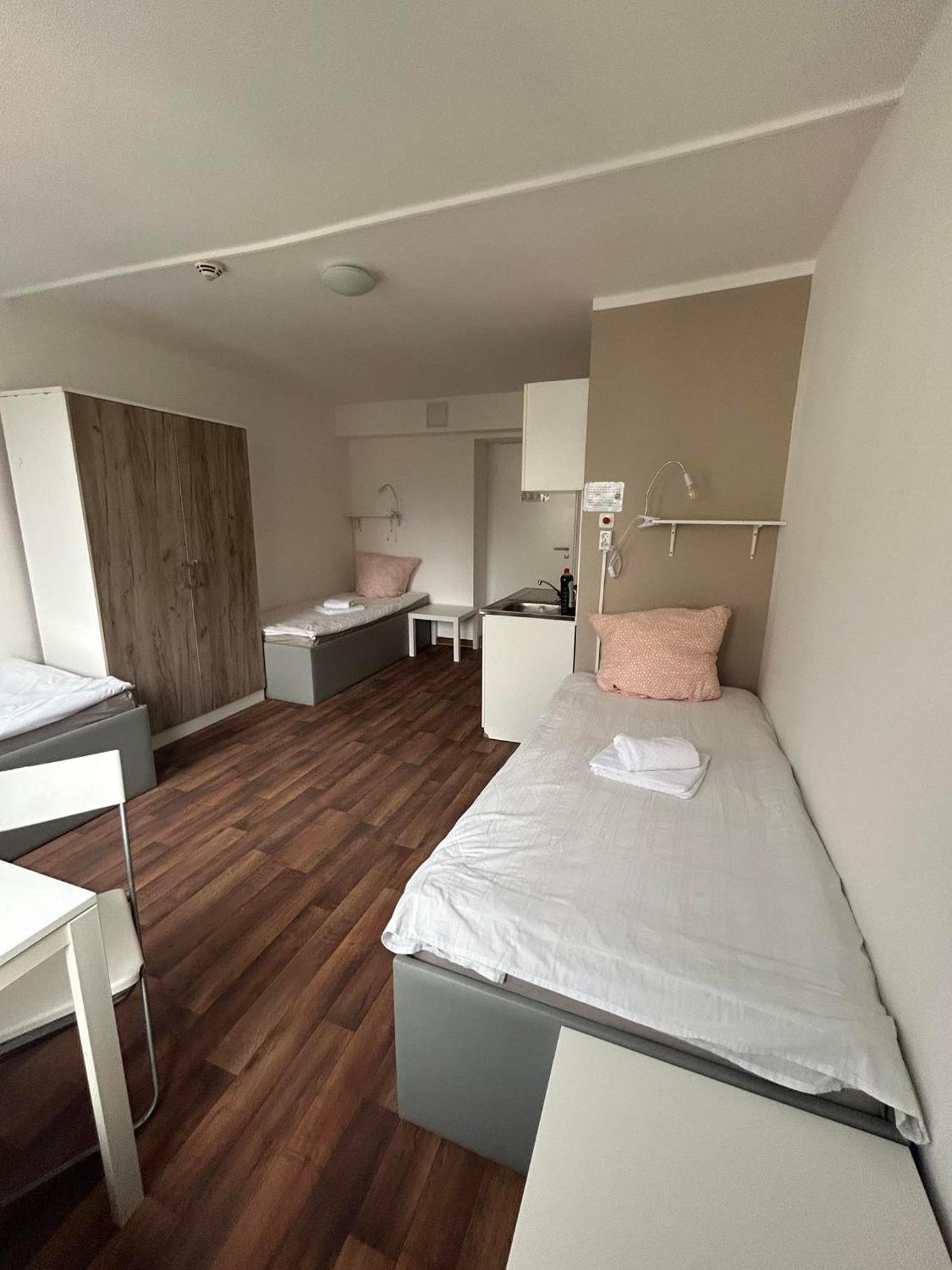 Budget Station Aparthostel Sen 14 *
