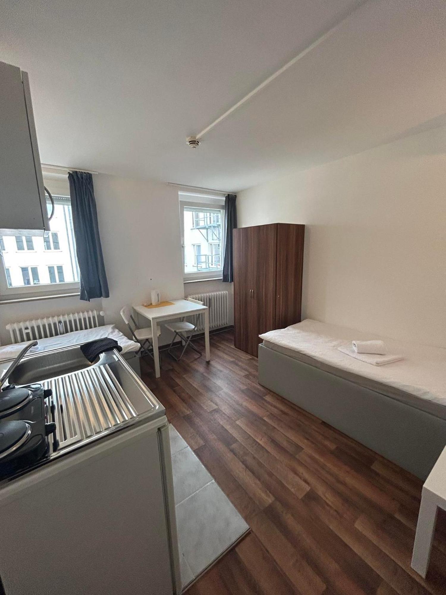 Apartment Budget Station Aparthostel Sen 14 *
