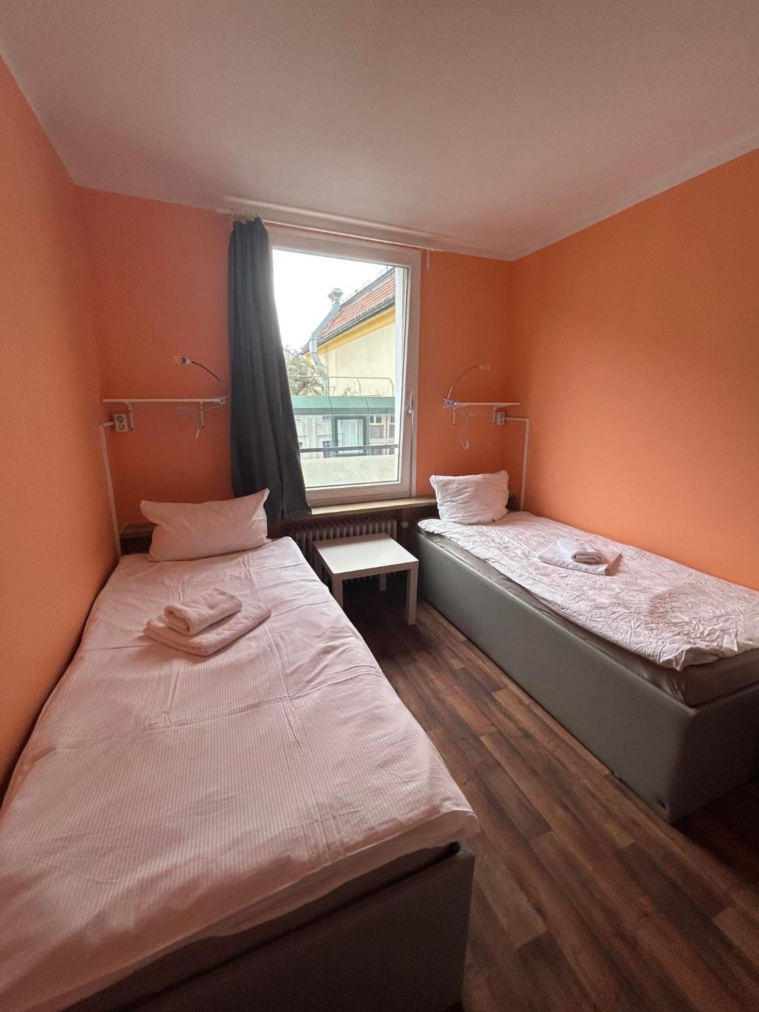 Apartment Budget Station Aparthostel Sen 14 *