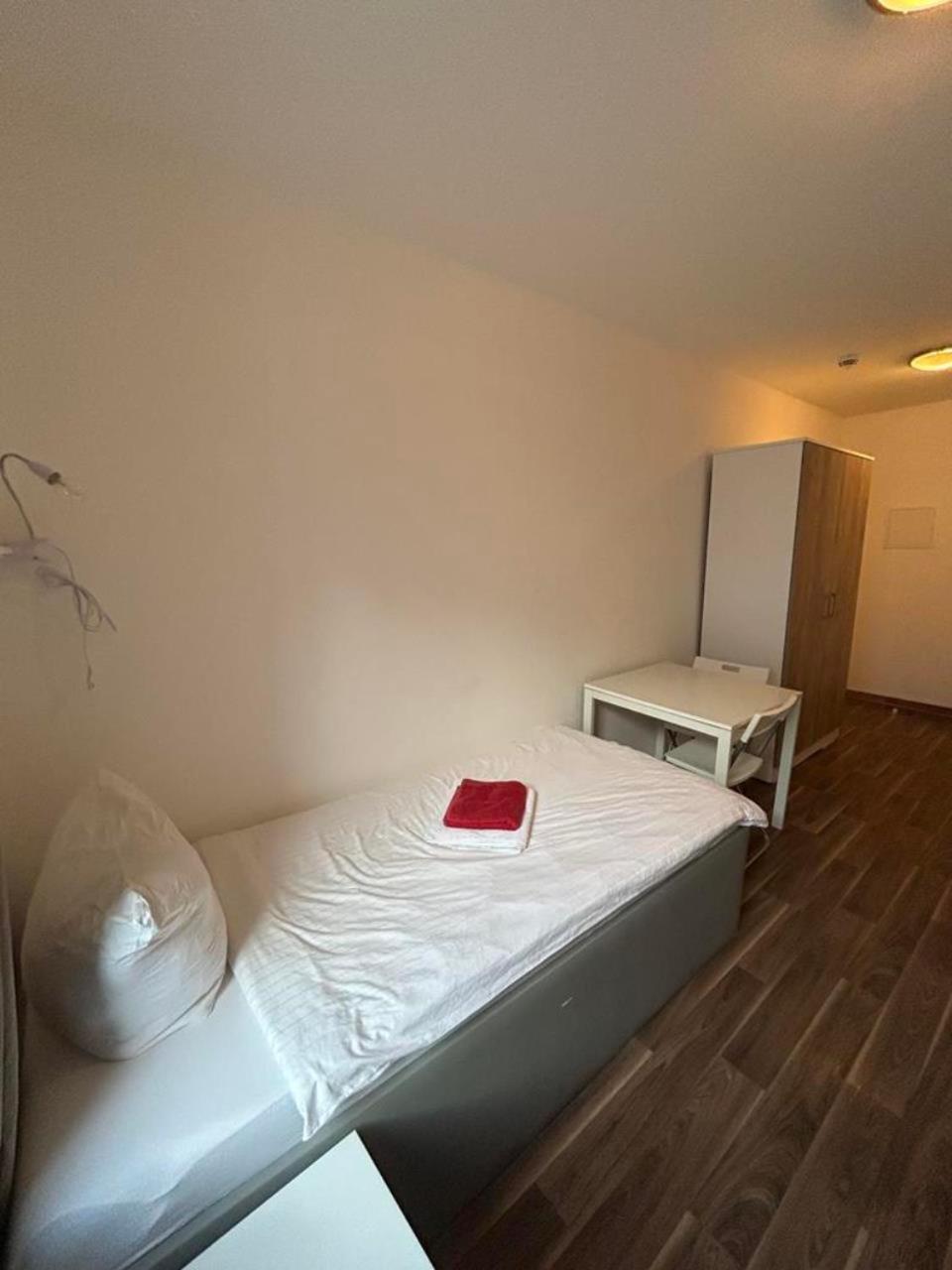 Appartamento Budget Station Aparthostel Sen 14